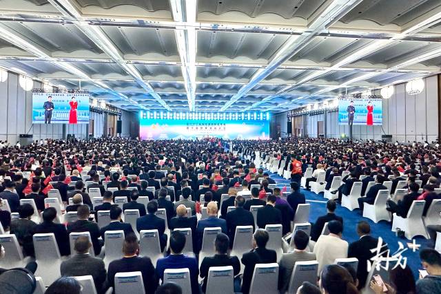 南方+ 楊立軒 拍攝